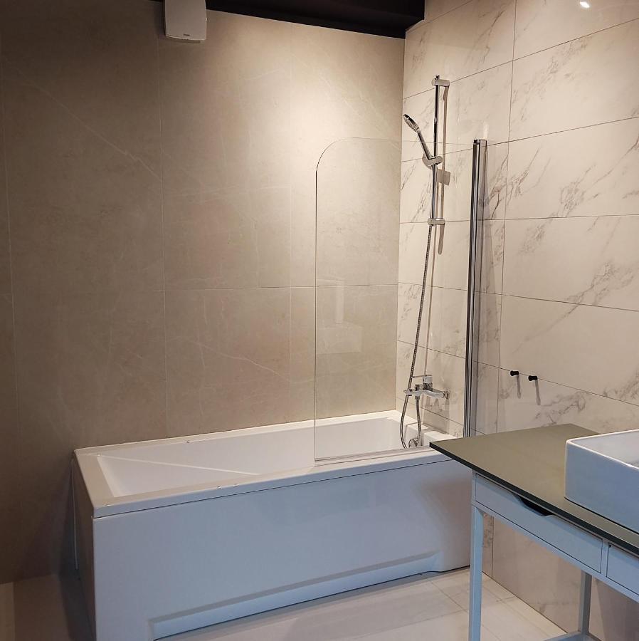 Apartament Milion Rynek Sienny Stare Miasto Bulwary Apartamenty No 1 ชเตชชิน ภายนอก รูปภาพ